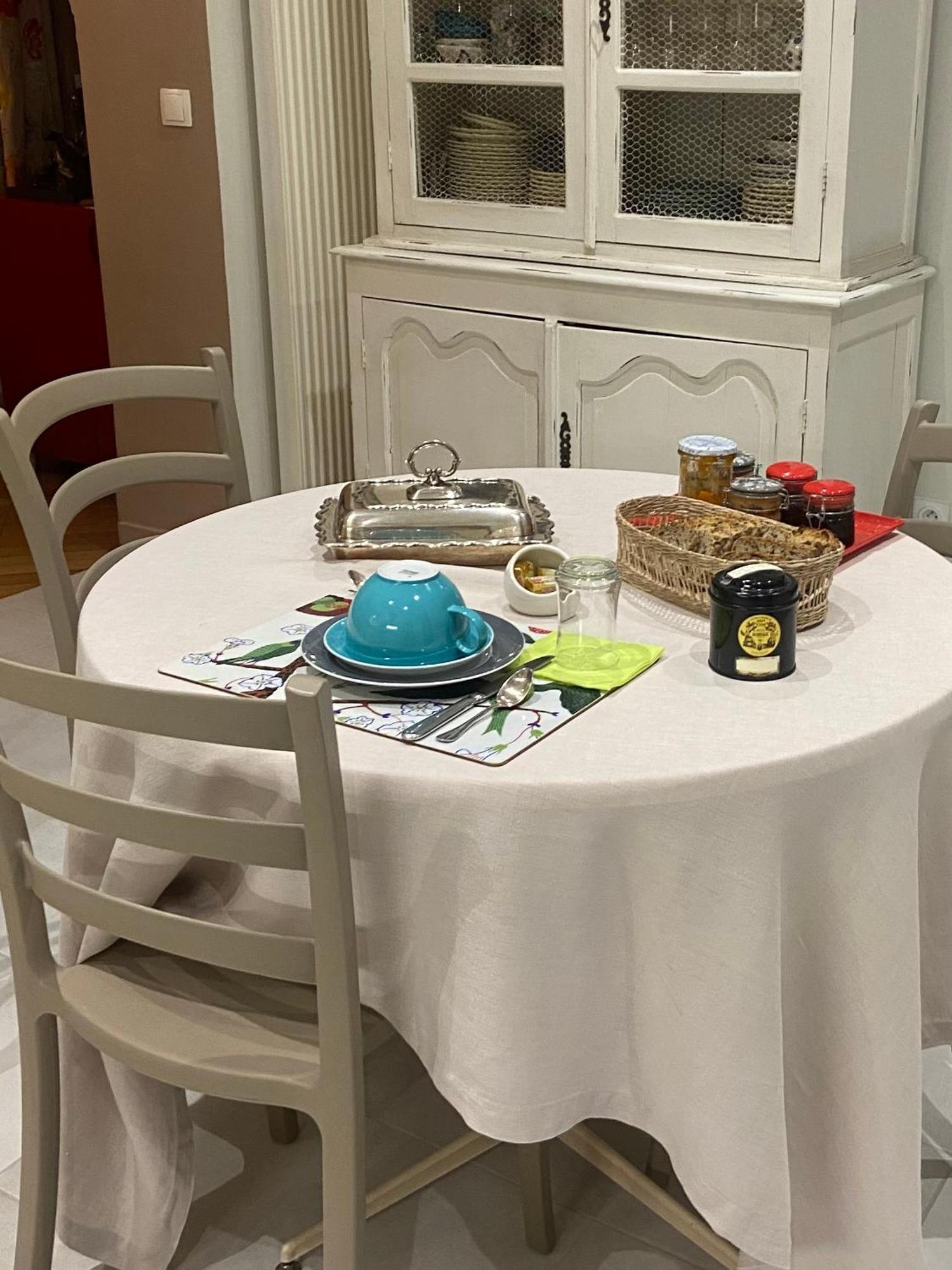 Calme , Proche Du Centre, Grande Terrasse, Petit Dejeuner Bordeaux Zewnętrze zdjęcie